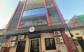 Hotel Silver Moon-200 Meter Jaipur Junction